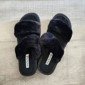 Platform sandals